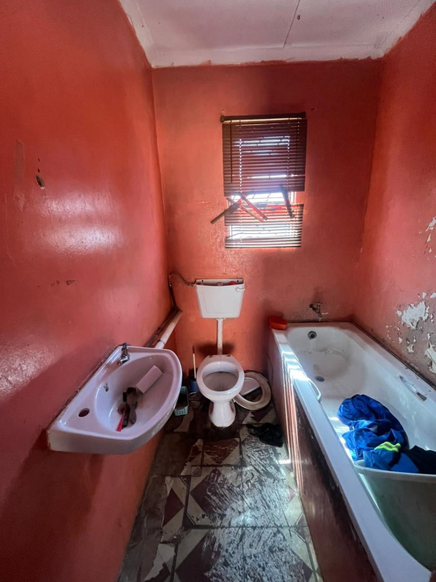 2 Bedroom Property for Sale in Soweto On Sea Eastern Cape